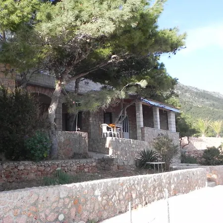 Sveta Nedilja 11433c Apartament Sveta Nedelja (Hvar)