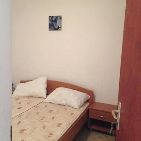 Sveta Nedilja 11433c Apartment